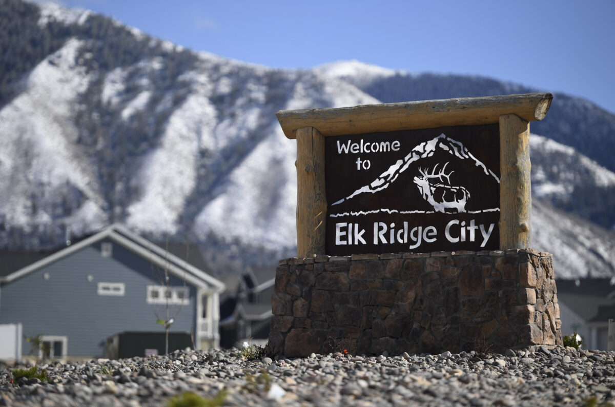 Deer mitigation in Elk Ridge to take place next month; city cites